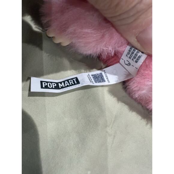 POPMART THE MONSTERS Big into Energy Vinyl Plush Pendant Love New In Box - Picture 13 of 16